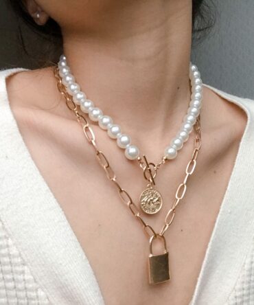 Aurora Pearl Necklace